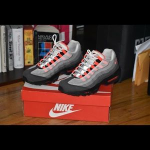 Men’s Nike Air Max OG “White/Solar Red”